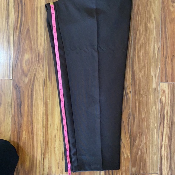Bend over brown slacks, size 18P, NWT. - Picture 11 of 12